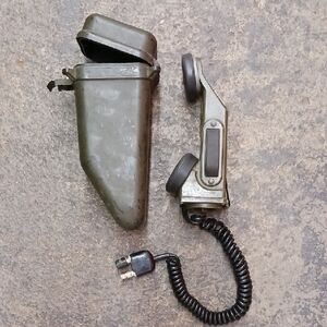 Vintage US Army Military Field Telephone TA-1/PT & Hard Carry Case